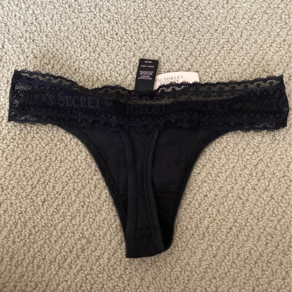 NEW Victoria's Secret Vintage 2008 Panty Bundle Thong Hipster Black Nude Size XS - Picture 3 of 7